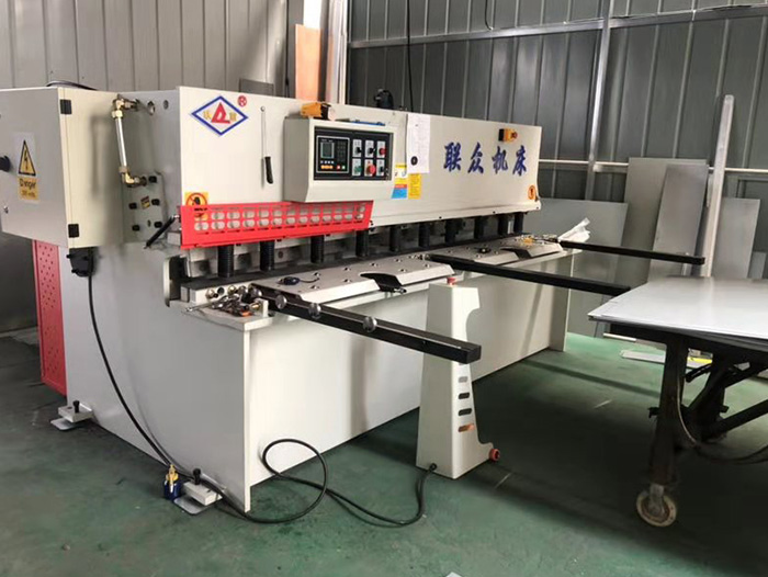 生產(chǎn)車(chē)間